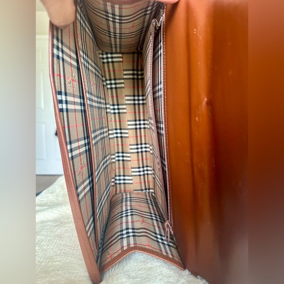 Authentic Burberry Documents/Business Bag - Picture 8 of 16